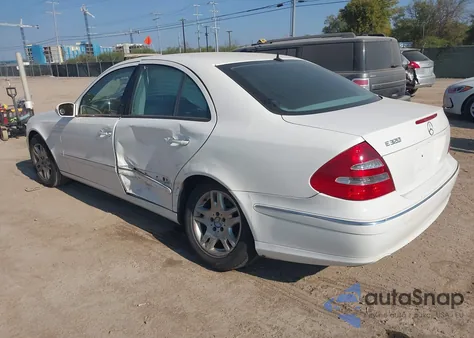 2005 Mercedes-Benz E 320 z USA, uszkodzony, nr VIN WDBUF65J45A669943